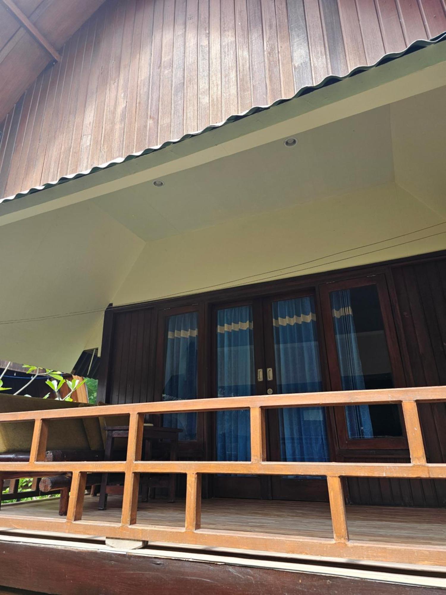 Bluecoral Bungalows Gili Meno Luaran gambar