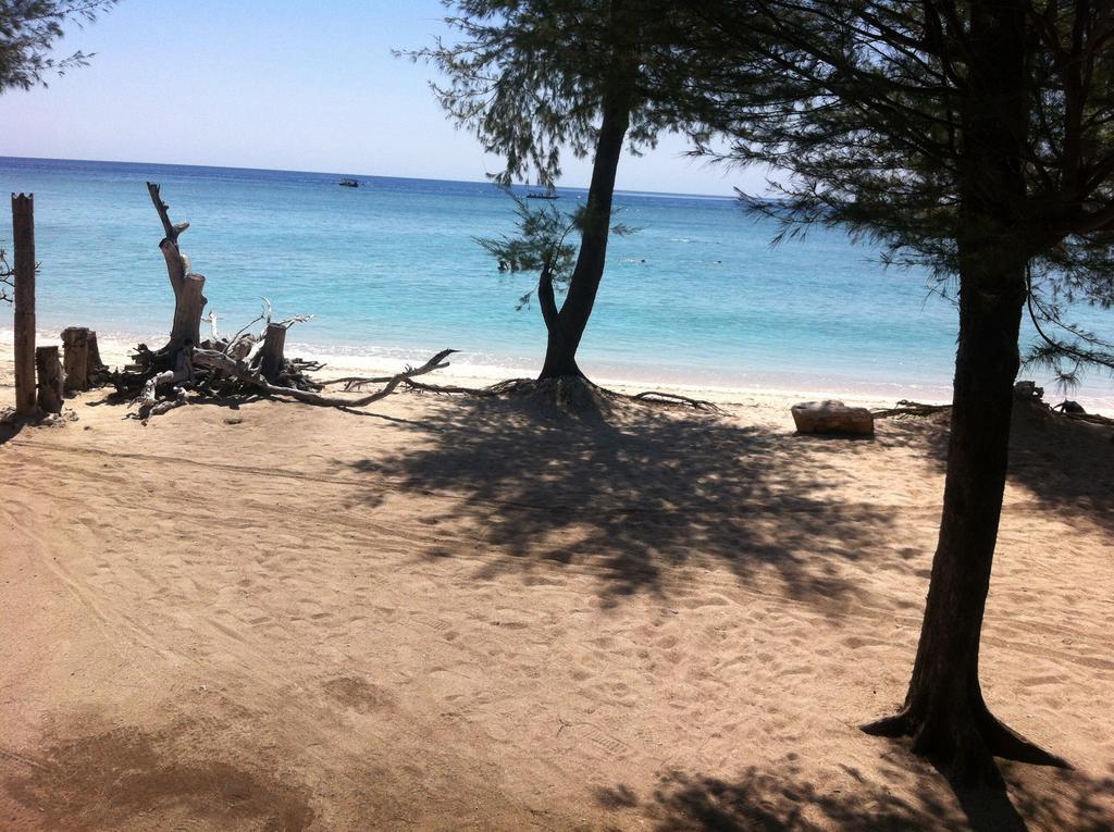 Bluecoral Bungalows Gili Meno Luaran gambar